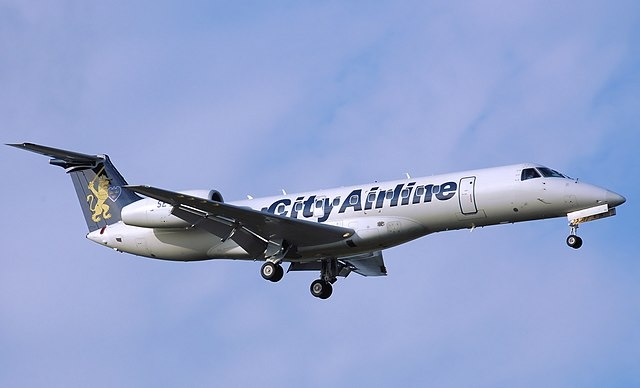 Photo of ERJ 135