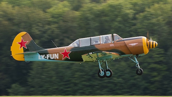 Picture of Yak-52