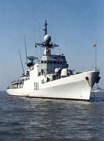 Photo of Type 053H1Q-class